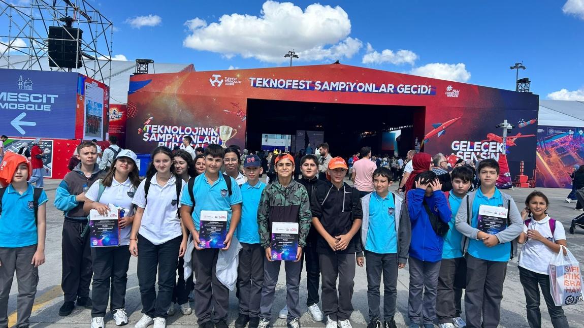 Beykoz Konakları Vakfı Ortaokulu Öğrencileri TEKNOFEST’te Geleceğe Yolculuk Yaptı